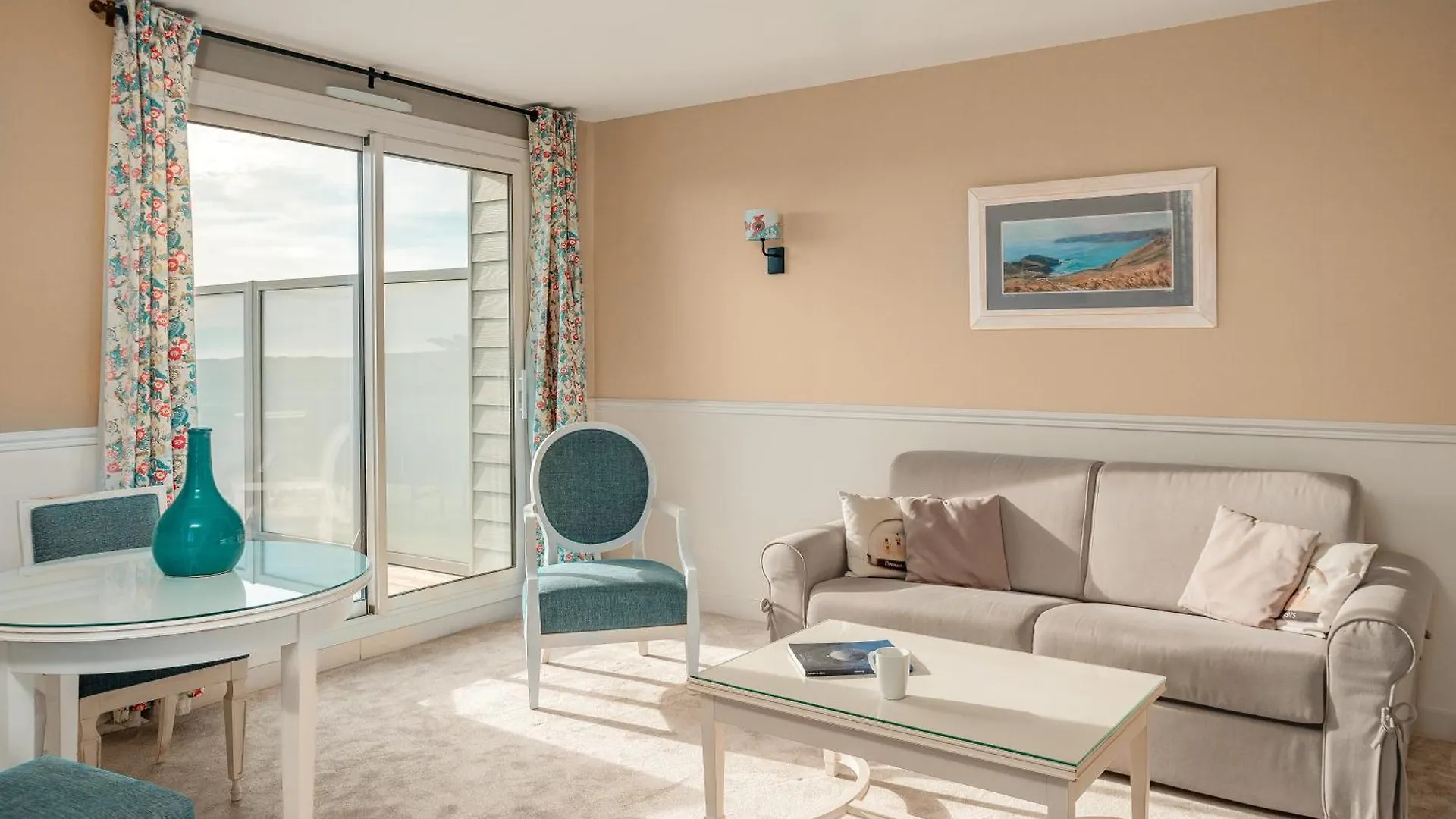 **** Hotel Castel Clara Thalasso & Spa Bangor Francia